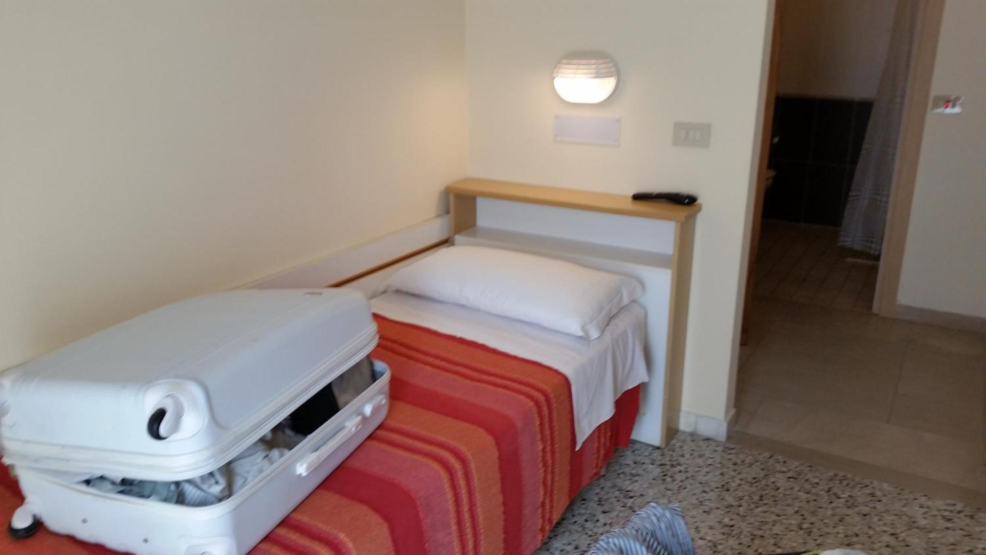 Hotel Tosi Ричоне Екстериор снимка