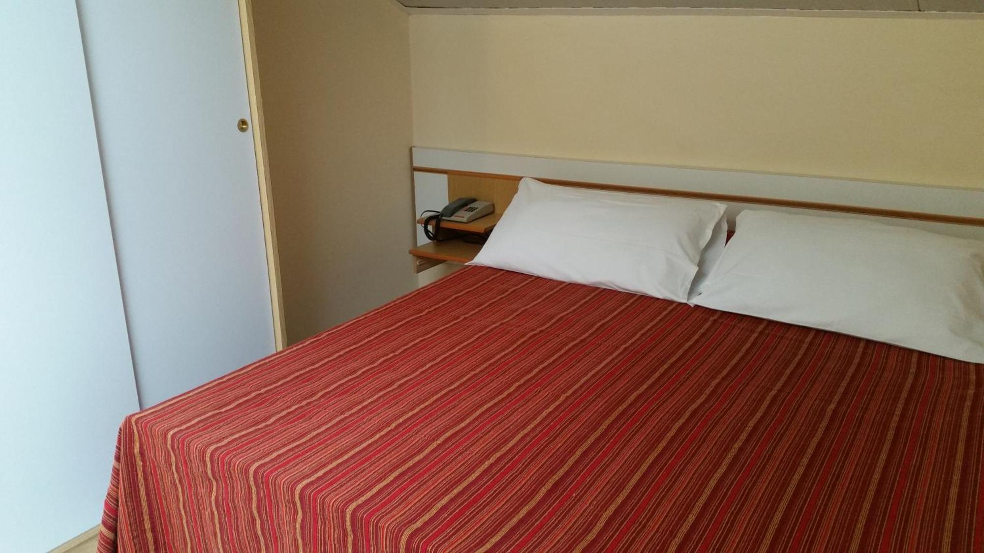 Hotel Tosi Ричоне Екстериор снимка